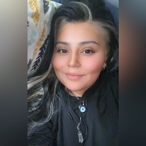 Meet your Posher, Mel